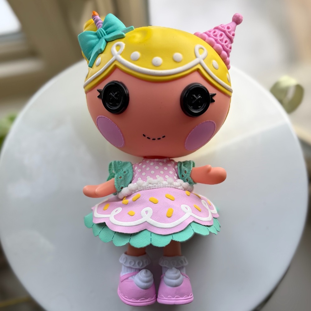 Lalaloopsy Little Wishes Slice O’Cake